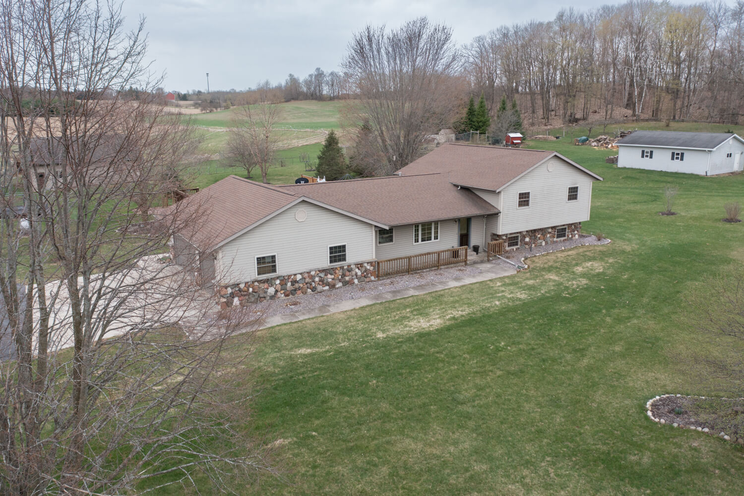 Elkhart Lake Home For Sale | W6275 Cty Rd MM | Pleasant View Realty